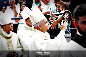 Ordena&ccedil;&atilde;o Episcopal e Posse Can&ocirc;nica Diocesana 