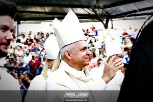 Ordena&ccedil;&atilde;o Episcopal e Posse Can&ocirc;nica Diocesana 