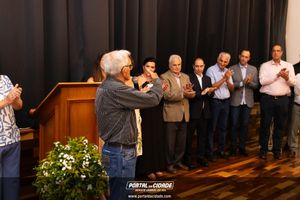 Reinaugura&ccedil;&atilde;o Clube Vargengrandense (Centro de conviv&ecirc;ncia do idoso)