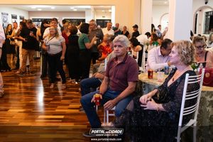 Reinaugura&ccedil;&atilde;o Clube Vargengrandense (Centro de conviv&ecirc;ncia do idoso)