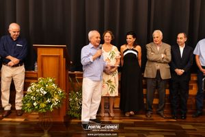 Reinaugura&ccedil;&atilde;o Clube Vargengrandense (Centro de conviv&ecirc;ncia do idoso)