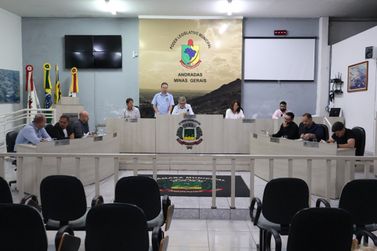 Legislativo de Andradas faz convoca&ccedil;&otilde;es para garantir transpar&ecirc;ncia