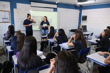 Jovens vereadores s&atilde;o eleitos no Programa C&acirc;mara Jovem em Andradas