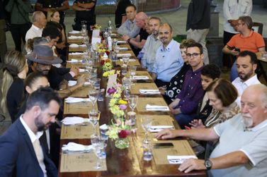 Governador participa de agenda e inaugura quadra escolar em visita a Andradas