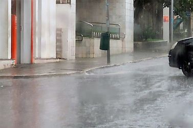 Inmet emite novo alerta para chuvas intensas com risco potencial em Andradas e regi&atilde;o