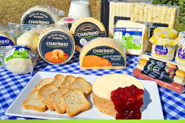 O arrai&aacute; come&ccedil;a pela mesa: tradi&ccedil;&atilde;o mineira e sabores da Chavinho