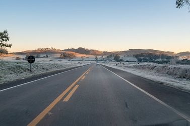 Alerta de frio intenso: madrugada de quinta ter&aacute; risco de geada na regi&atilde;o