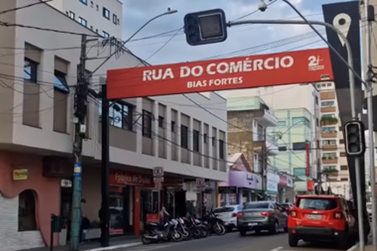 P&aacute;ssaro provoca curto-circuito e deixa bairros de Andradas sem energia