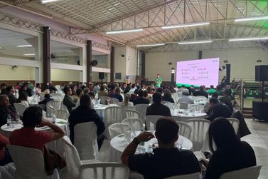 Sicredi UniEstados re&uacute;ne mais de mil pessoas em cinco eventos sobre o Plano Safra em MG