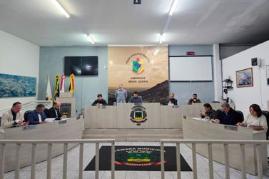 C&acirc;mara de Andradas realiza 15&ordf; Sess&atilde;o Ordin&aacute;ria com pautas sociais e econ&ocirc;micas