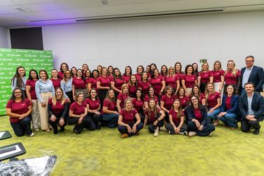 Sicredi celebra formatura do Comit&ecirc; Mulher e fortalecimento de lideran&ccedil;as femininas