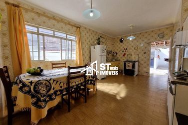 Casa &agrave; venda - 165m&sup2; - Centro