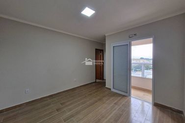 Apartamento &agrave; venda - 132m&sup2; - Morada dos P&aacute;ssaros