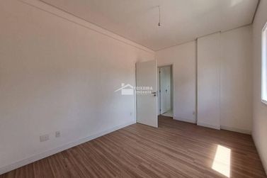Apartamento &agrave; venda - 268m&sup2; - Centro