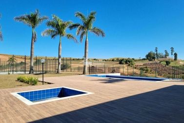 Terreno &agrave; venda - 1000m&sup2; - Quinta das Flores