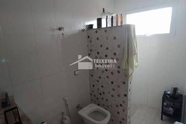 Casa &agrave; venda - 250m&sup2; - Centro