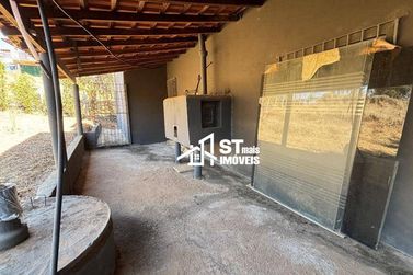 Ch&aacute;cara &agrave; venda - 1780m&sup2; - Rural