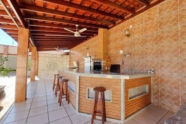 Casa &agrave; venda - 207m&sup2; - 