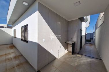 Casa &agrave; venda - 125m&sup2; - Jardim Lima