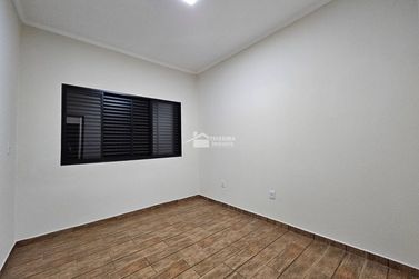 Casa &agrave; venda - 112m&sup2; - Jardim Rio Verde
