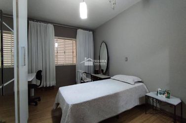 Apartamento &agrave; venda - 220m&sup2; - Vila Buzato