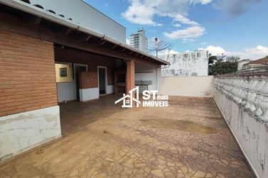 Sobrado &agrave; venda - 235m&sup2; - Centro
