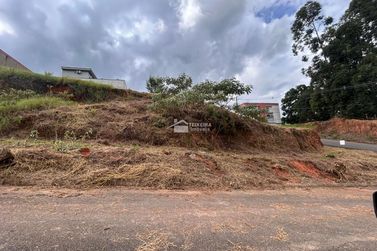Terreno &agrave; venda - 300m&sup2; - Canto dos P&aacute;ssaros