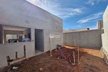 Casa &agrave; venda - 61m&sup2; - Jardim Heloisa