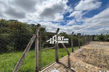 Terreno &agrave; venda - 55000m&sup2; - Pinheirinhos