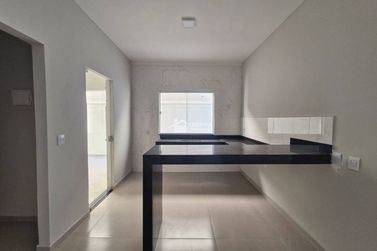 Casa &agrave; venda - 68m&sup2; - Jardim Heloisa