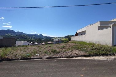 Terreno &agrave; venda - 300m&sup2; - Veredas da Serra