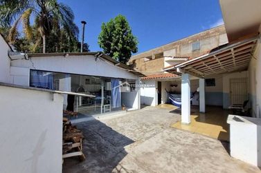Casa &agrave; venda - 166m&sup2; - Centro