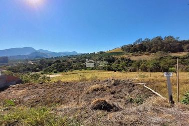 Terreno &agrave; venda - 200m&sup2; - Veredas da Serra