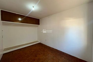 Casa para alugar - 203m&sup2; - Centro