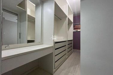 Sobrado &agrave; venda - 500m&sup2; - Jardim Mantiqueira II