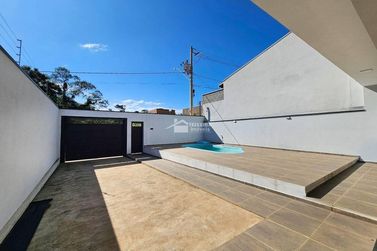 Casa &agrave; venda - 100m&sup2; - Santo Ant&ocirc;nio de Lisboa