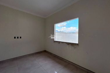 Casa &agrave; venda - 200m&sup2; - Veredas da Serra