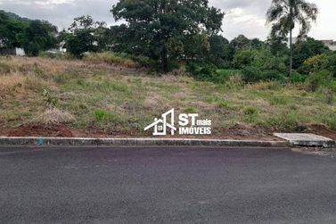 Terreno &agrave; venda - 250m&sup2; - Recanto da Serra