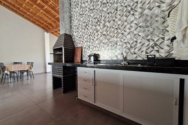 Casa &agrave; venda - 101m&sup2; - Jardim Am&eacute;lia