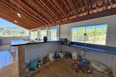 Ch&aacute;cara &agrave; venda - 100m&sup2; - Bairro Santa Luzia