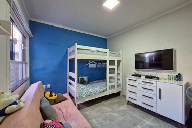 Sobrado &agrave; venda - 197m&sup2; - Jardim Muterle