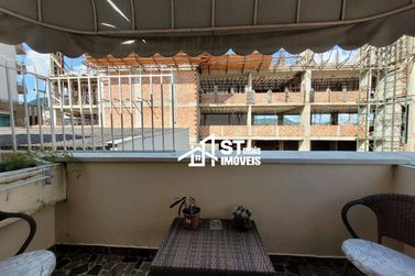 Casa &agrave; venda - 334m&sup2; - Centro