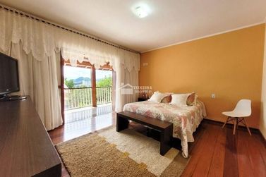 Casa &agrave; venda - 304m&sup2; - Mantiqueira Boulevard