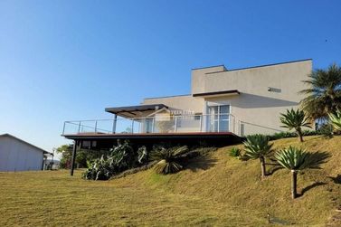 Casa &agrave; venda - 300m&sup2; - Condom&iacute;nio Mantiqueira