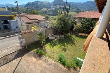 Casa &agrave; venda - 184m&sup2; - Centro