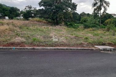Terreno &agrave; venda - 250m&sup2; - Recanto da Serra