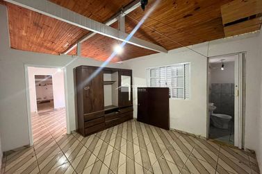 Casa para alugar - 203m&sup2; - Centro