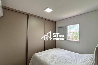 Apartamento &agrave; venda - 65m&sup2; - Centro