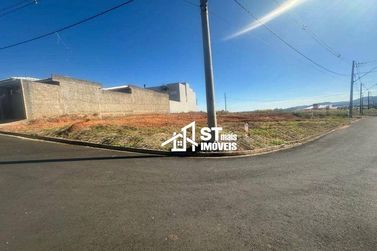 Terreno &agrave; venda - 528m&sup2; - Veredas da Serra