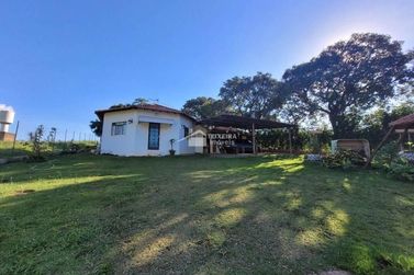 Ch&aacute;cara &agrave; venda - 50m&sup2; - Centro